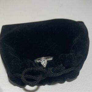 1.02 Ct Pear Shaped Diamond Ring with White Gold